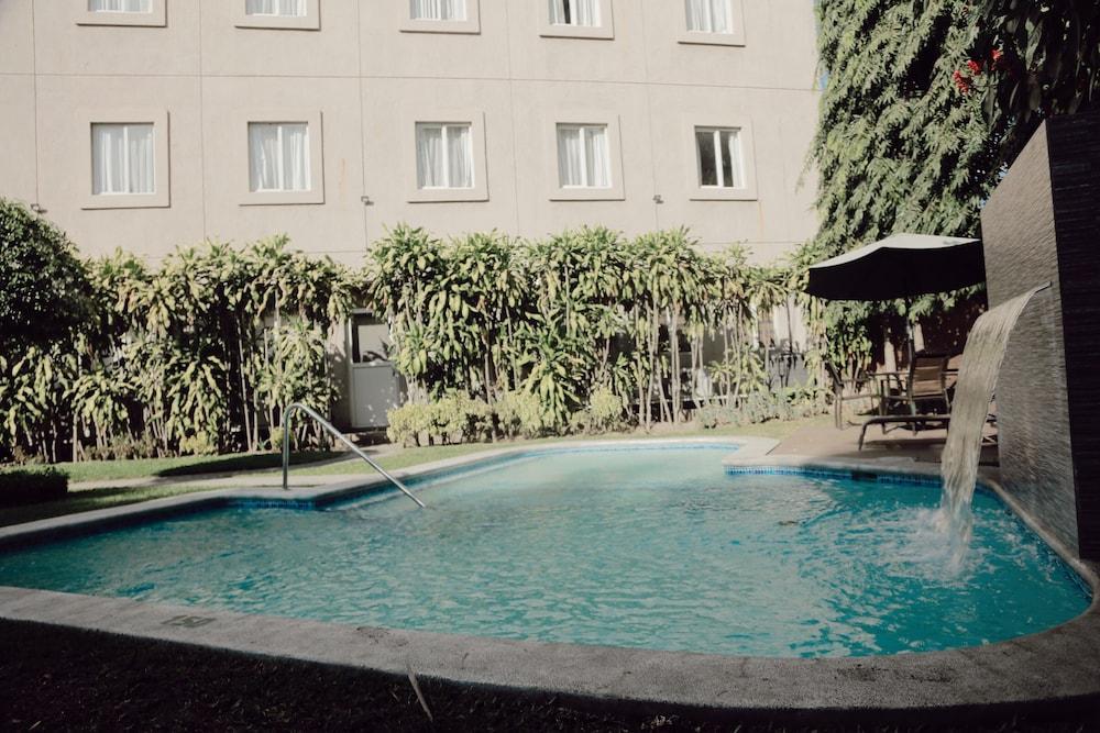 Hotel Gardenia Inn San Salvador Esterno foto
