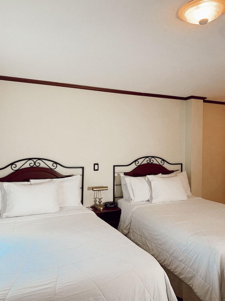 Hotel Gardenia Inn San Salvador Esterno foto