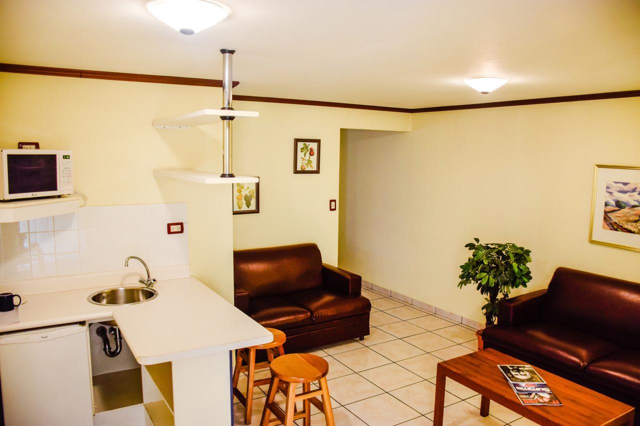 Hotel Gardenia Inn San Salvador Esterno foto