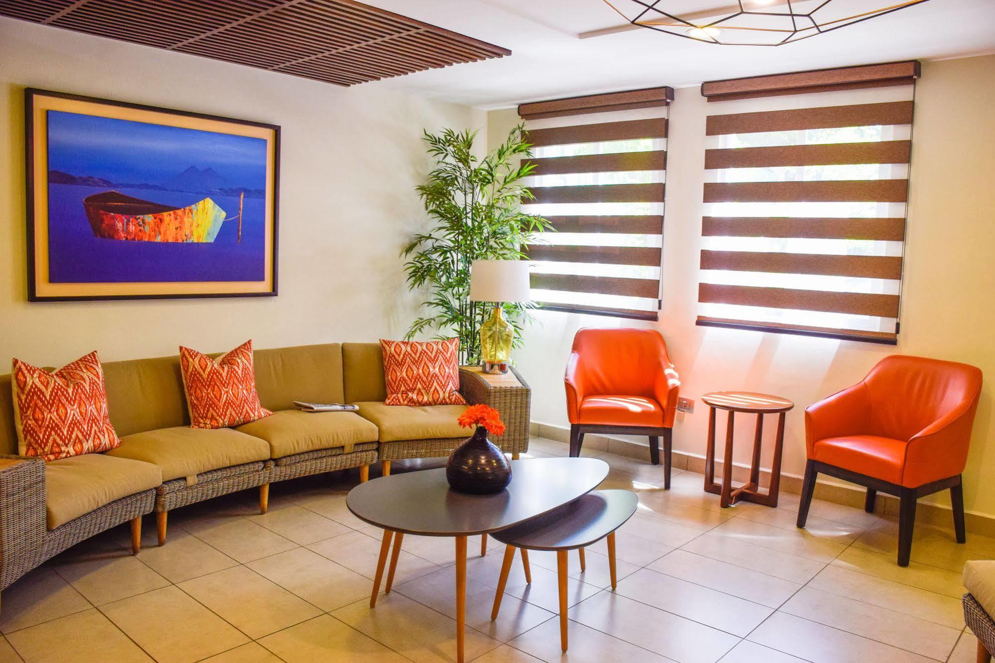 Hotel Gardenia Inn San Salvador Esterno foto