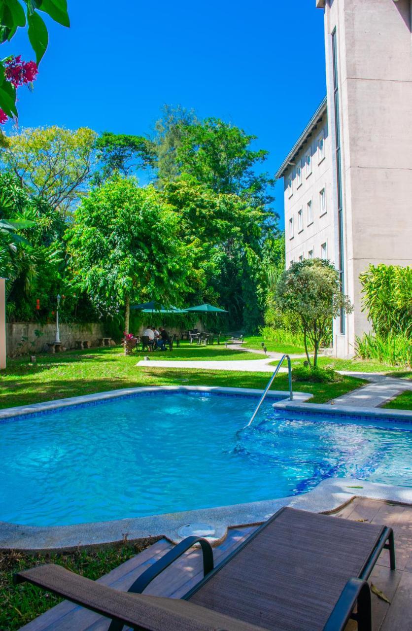 Hotel Gardenia Inn San Salvador Esterno foto