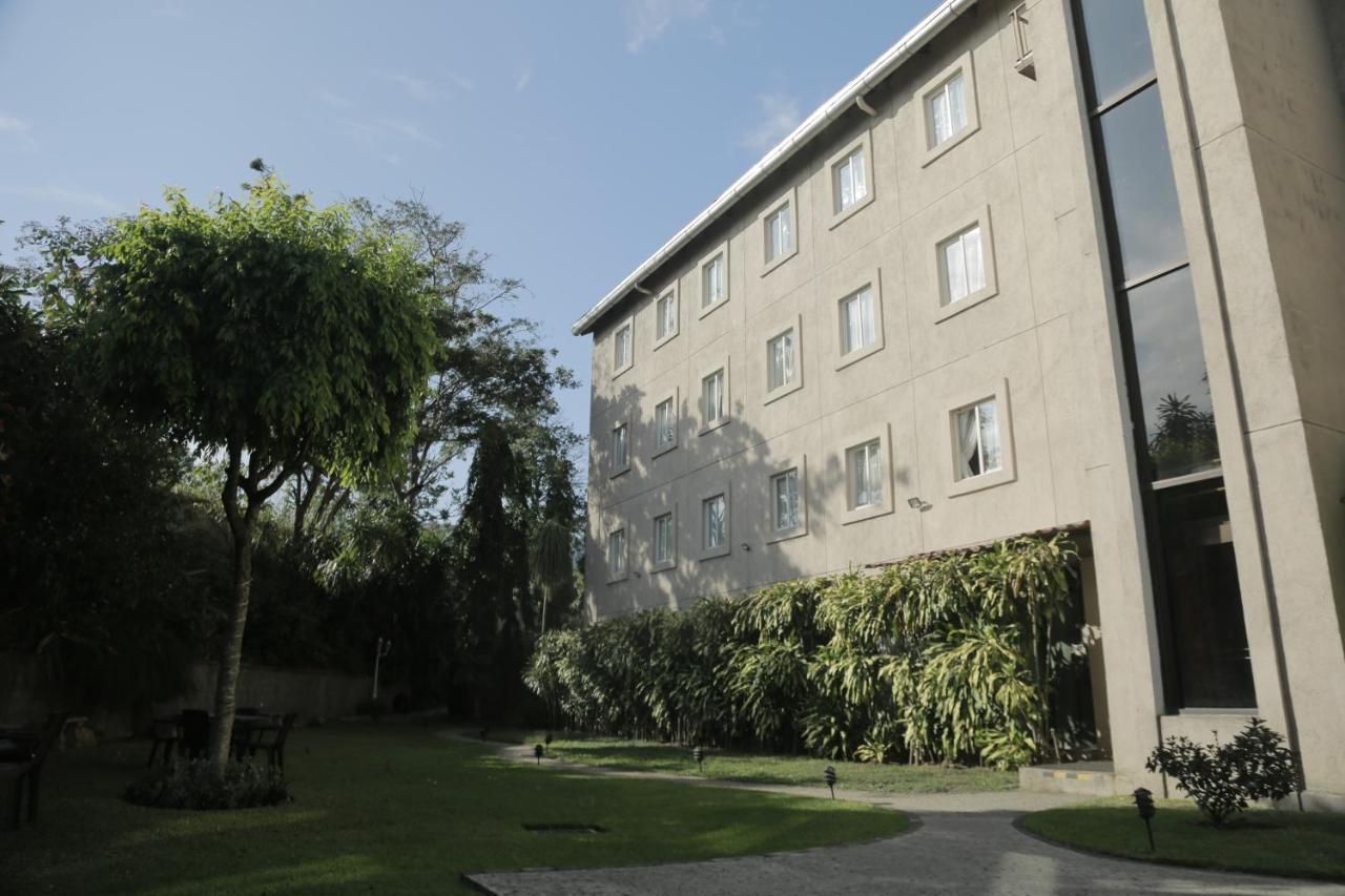 Hotel Gardenia Inn San Salvador Esterno foto