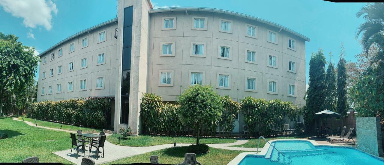 Hotel Gardenia Inn San Salvador Esterno foto